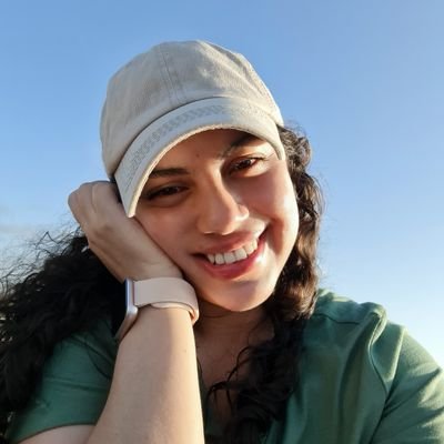 Amante de la naturaleza 🌱
Exploradora 💯
Creo en la fe, la esperanza y el amor 🧡
Interesada en hacer siempre la diferencia 🌟