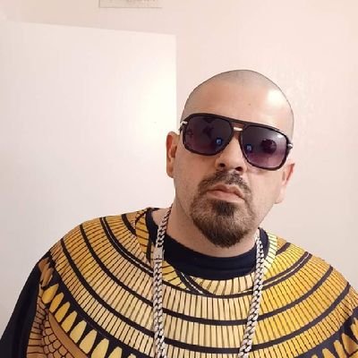 The C.E.O OF -CHICANO THUG RECORDS- and Mercenary Soldier FROM BIG BAD BURQUE 5O5 N.M. The one and only https://t.co/XLsKpbFLEI