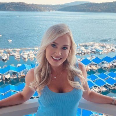 blair_oneal4's profile picture. Golf channel host 
Pro golfer ⛳