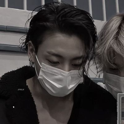 Jeonjklool's profile picture. 𝙇𝙖𝙪𝙜𝙝 𝙬𝙞𝙩𝙝 𝙢𝙖𝙣𝙮, 𝙗𝙪𝙩 𝙙𝙤𝙣'𝙩 𝙩𝙧𝙪𝙨𝙩 𝙖𝙣𝙮.                      ‌
-𝙵𝚊𝚗 𝚊𝚌𝚌𝚘𝚞𝚗𝚝-