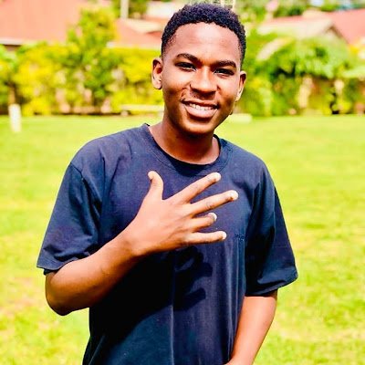 Ugandan DJ🎧 | Plumber | Manchester United | Here to have fun💙😽