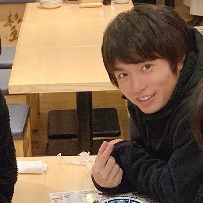 webエンジニア ← RUNTEQ
Next.js React TypeScript Node.js Express
趣味: サーフィン・ギター弾き語り