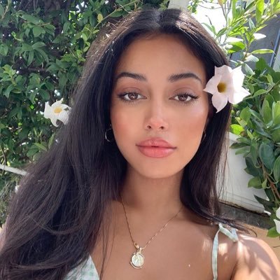 lawolfyki's profile picture. slim trim also lightskin