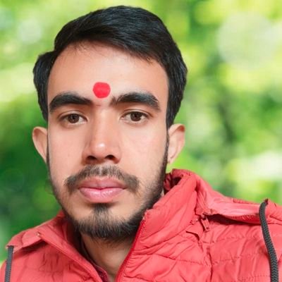 आचार्य तिवारी किसलय शास्त्री
(व्याकरणाचार्य - सेंट्रल संस्कृत विश्वविद्यालय, नई दिल्ली)
&
मैं एक Science Subject (Physics,Chemistry & Biology) का शिक्षक हूं।