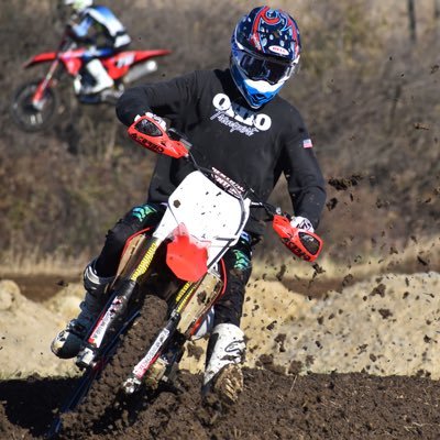 ReedTradesz's profile picture. Mechanical engineer | futures | swing trading | Free trading community link below ⬇️