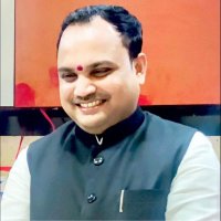 ๐๐ข๐ฃ๐๐ฒ ๐๐ซ๐๐ญ๐๐ฉ (@ivijaypratap) 's Twitter Profile