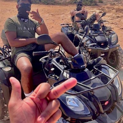 SB8888_'s profile picture. #419