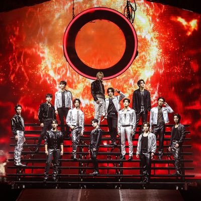 Marggyyy2's profile picture. embrace your own darkness but never let it win.