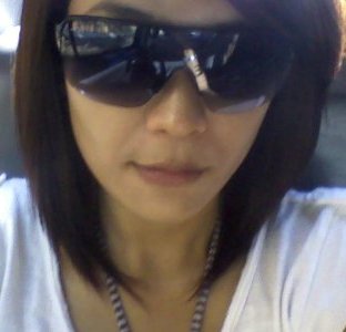 ivonee_ts's profile picture. 