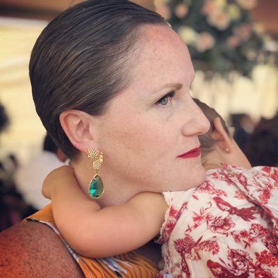 CarolCoCupcakes's profile picture. Abogada de profesión. Cocinera de corazón.