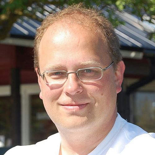 Har glädjen att jobba med frågor som ligger mig nära hjärtat, att göra världen bättre med digital teknik nu som Digitaliseringsdirektör på Västerås stad.
