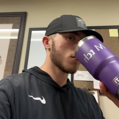 9_blunk's profile picture. 