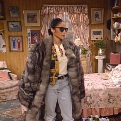 I love watching y'all be messy. My tits are all over the internet. Astro girly, stripper, boba enthusiast with a Gemini moon.