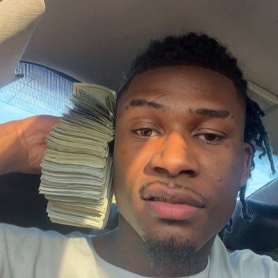 teecollins23's profile picture. A Broken Heart Little Boy 💔