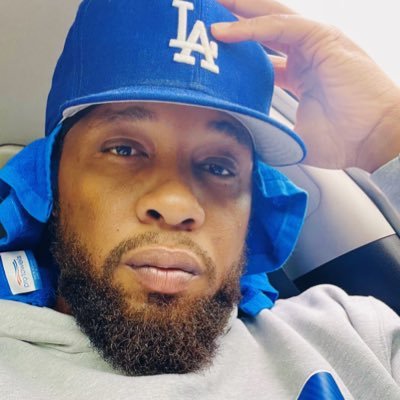 Qwiccshott's profile picture. Writer.. Rider.. Sole Provider... #EntrepreneurLife CEO of 🌴 @hellawesty 🌴 #FullTimeDad #SOLID✊🏾 Respect My Craft, and Respect My Gangsta