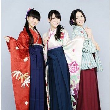 chimame_prfm20's profile picture. 無言フォロー失礼します🙏 2023/12/30 Perfume Countdown Live 2023→2024 “COD3 OF P3RFUM3” ZOZ5 VIP参戦！2009/04 ワンルーム・ディスコ→⊿→GAME 気付いたら沼へ 2012/03～P.T.A.会員 Perfume-2歳♀ピアノ弾き🎹