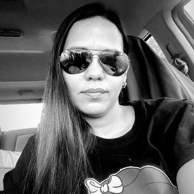 yel2121's profile picture. Que la vida nos de solo cosas bonitas 😊