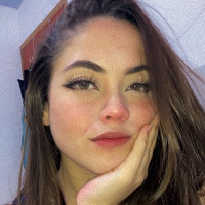 LaisVbatatta's profile picture. perdi minha conta… essa é nova se quiser segue aqui