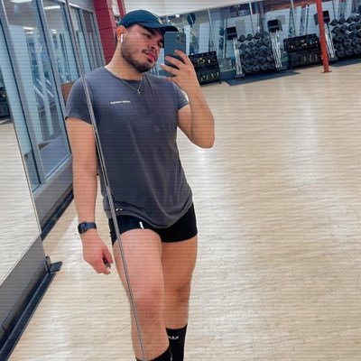 | Peppa Pigs older brother 🐷| 🏳️‍🌈 | ✈️ | 🏋️‍♀️ | IG: Dannydvitelli_