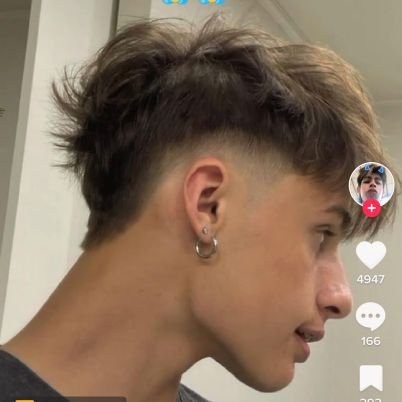 ElUser0108's profile picture. AZAU