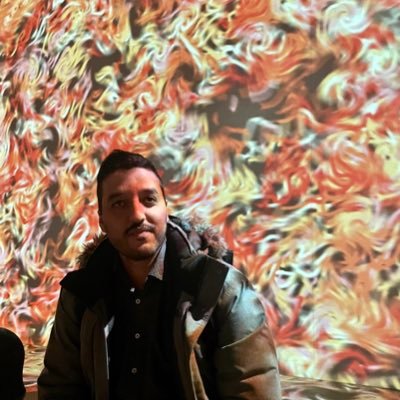 poutine2140's profile picture. its my favorite québécois dish 🇨🇦, not the russian dictator