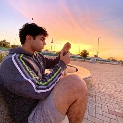 Estudiante de Derecho en Siglo21
Ig: santiago_rivarola_