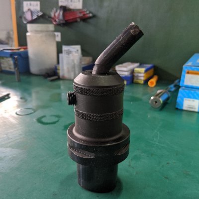 複合旋盤屋オレンジの2500U使い 下手だけどプラモデル好き! 長尺、焼入れ鋼、ニッケル基が得意分野。 天安門事件