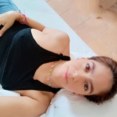 Baptistita's profile picture. 👣Mis hijos mi pasión, todologa de nacimiento, entregada💏, malgeniuda, amo desenfrenadamente💢