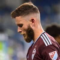 Keegan Rosenberry (@k_j_rose) 's Twitter Profile