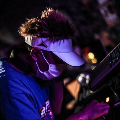 笑いを取るのに必死なライブおじさん。ちょくちょくDJもやります。夫婦で東海サンダースやってます。ハロプロ大好き。牧瀬'22(@maki0)の夫。