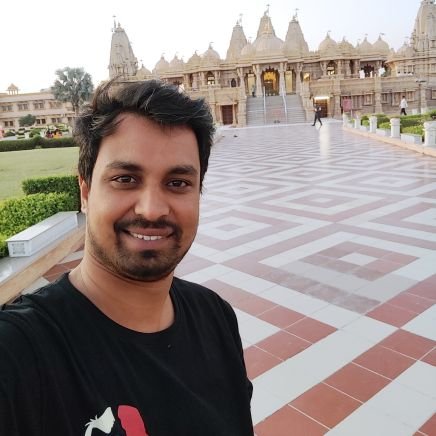 kishlay_kishlay's profile picture. 