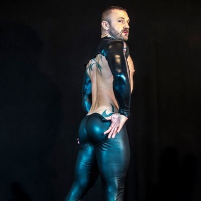 New Orleans based Boylesque performer and Male Entertainer.