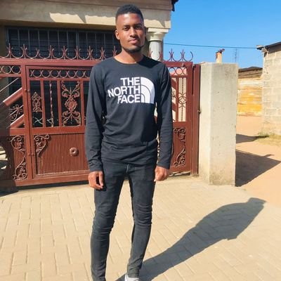 PersieSandile's profile picture. 