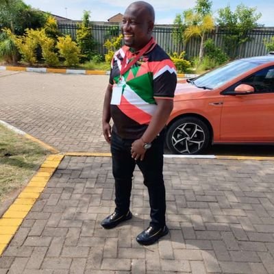 mafialeballo's profile picture. Every human being is to be respected irrigardless of their life positions🙏🙏🙏