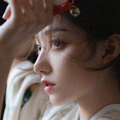 MikCC5's profile picture. 