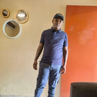 Thabomakubela32's profile picture. 