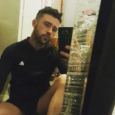 verysillystring's profile picture. i'm basically a filthy tongue behind a polite smile