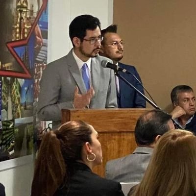 marxche016's profile picture. Economista, econometrista (c) e internacionalista. 🧮📊📈 
Apasionado por la realidad y sus vicisitudes. 🇪🇨