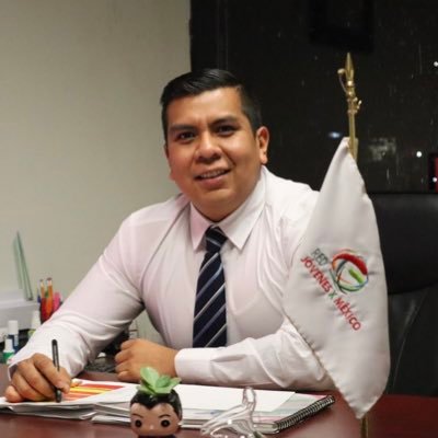 Coordinador de Registro Juvenil Nacional de la @LaRedOficialMx | Xochimilca | 🇲🇽La Patria es Primero🇲🇽 #UnNuevoComienzo #HechoEnXohimilco