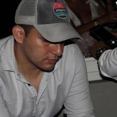 Anticomunista!!
🇨🇴🇨🇴🇨🇴🇨🇴🇨🇴
Voleibolista 🏐 y amante de los caballos 🐎
Ingeniero Civil 👷🏻♂️🚜
Oficial del Ejército Nacional de Colombia (RA)