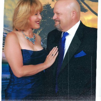 Happily married for 40 plus years. Retired RE Broker and Stock Broker. Born/raised in San Francisco/escaped to Scottsdale, AZ in 2016