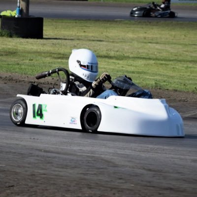 Team14k_Mom's profile picture. Race mom 🏁 Happy crafter making pretty things 💖 God, family, country, conservative, no DMs, no porn, no crypto