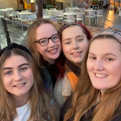 erinnelson02's profile picture. 