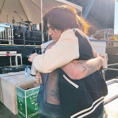 @jxdn @xhuddy @CooperNoriega4 thanks for save me ❤🩹
09/06/22 🕊 29/03/23