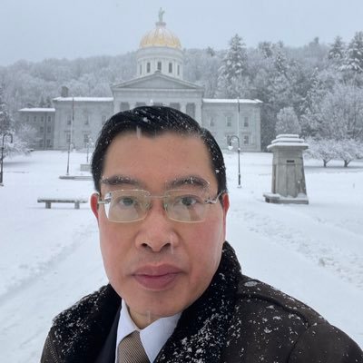 Taiwan’s diplomat, visiting scholar at Stanford University, an advocate of democracy and freedom, animal lover, and bookworm. researcher of diplomatic history