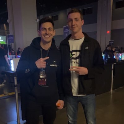 XRAYZZ_x's profile picture. streaming and playing cod / come chill with me