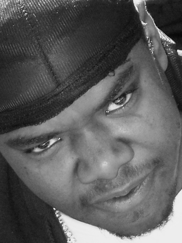 Topnoch is founder of Lyonsface Entertainment !