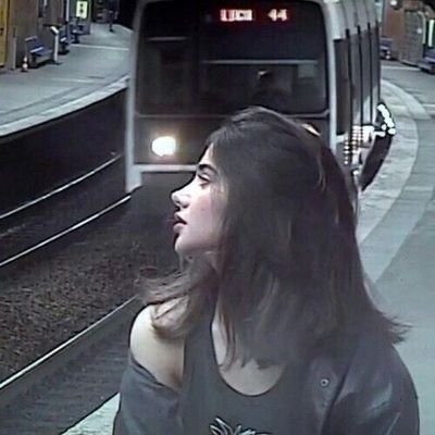 Она/её. Галопом по Европам, а точнее, по фандомам. Но сижу в фандоме Гарри Поттера. Пытаюсь в шутки. Слушаю разную музыку