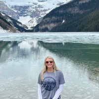 Elle (@ellieyonak) 's Twitter Profile Photo Elle (@ellieyonak) 's Twitter Profile Photo