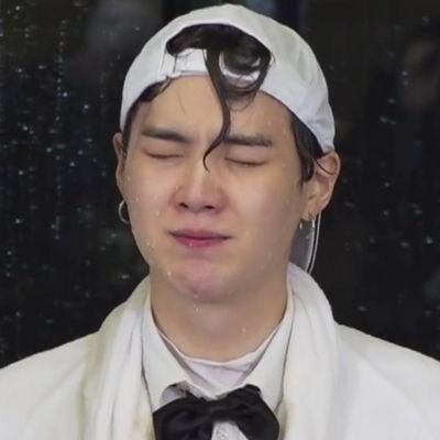 natsumikan_39's profile picture. 🍊ユンギ大好きARMY🐱🍊7人の絆、作り出す音楽、届けてくれるメッセージ、努力する姿に惚れました💘いつかバンタンのLIVEに行くことを夢みながら推し活を楽しむ日々🌟可愛いモノ面白いコト大好き🥳皆さん気軽に仲良くして下さいね〜💜🫶　　　　　　
#おデコ倶楽部